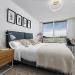 Vakantiehuis Vivi Homes - Sonrisa Pool, Terrace, Golf &