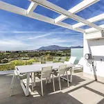Vakantiehuis Vivi Homes - Sonrisa Pool, Terrace, Golf &