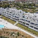 Vakantiehuis Vivi Homes - Sonrisa Pool, Terrace, Golf & Estepona