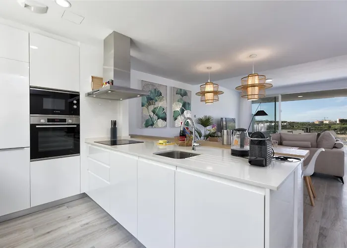 Dom wakacyjny Vivi Homes - Sonrisa Pool, Terrace, Golf &